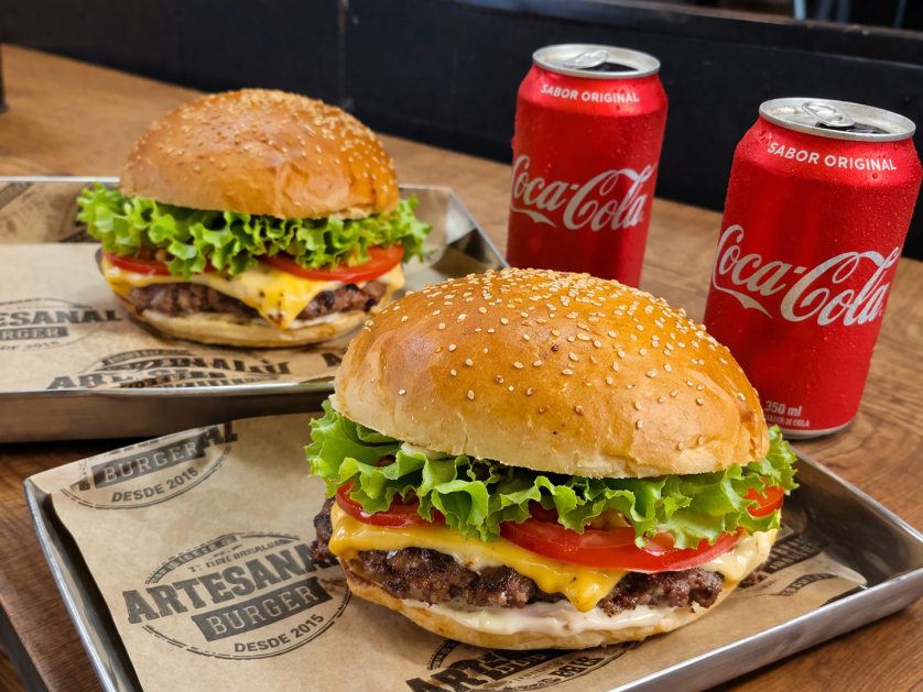 2 Clássico + 2 Refrigerante 350ml